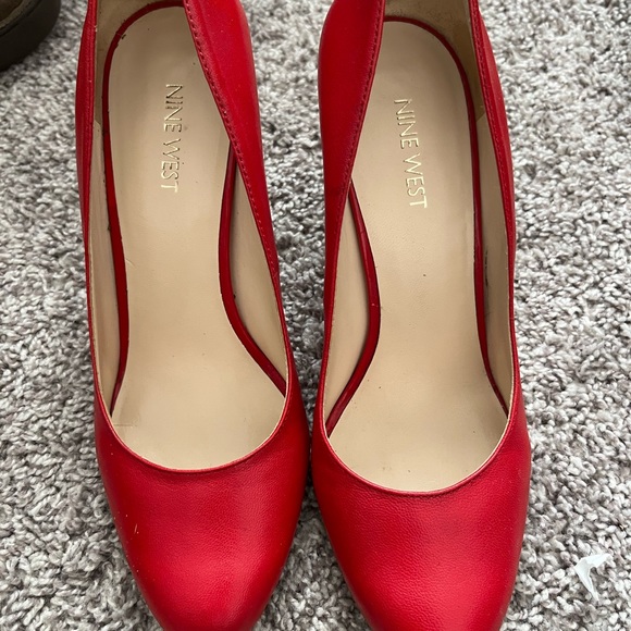 Nine West size 8 - Picture 5 of 6